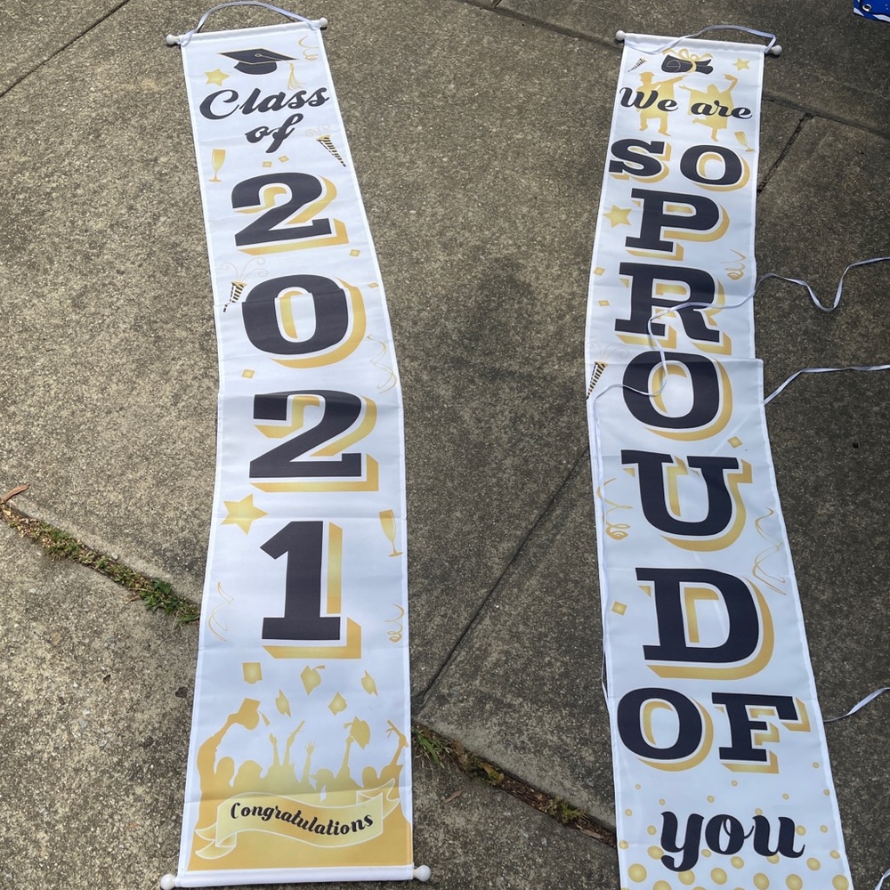 2021 graduation decor